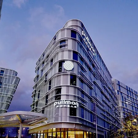 Hotel Pullman Paris Roissy Cdg Airport Le Mesnil-Amelot