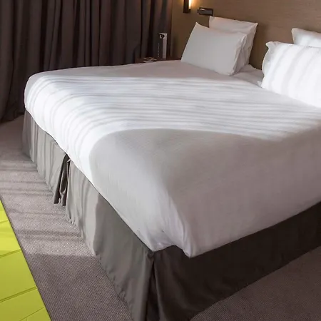 Pullman Paris Cdg Airport 4*